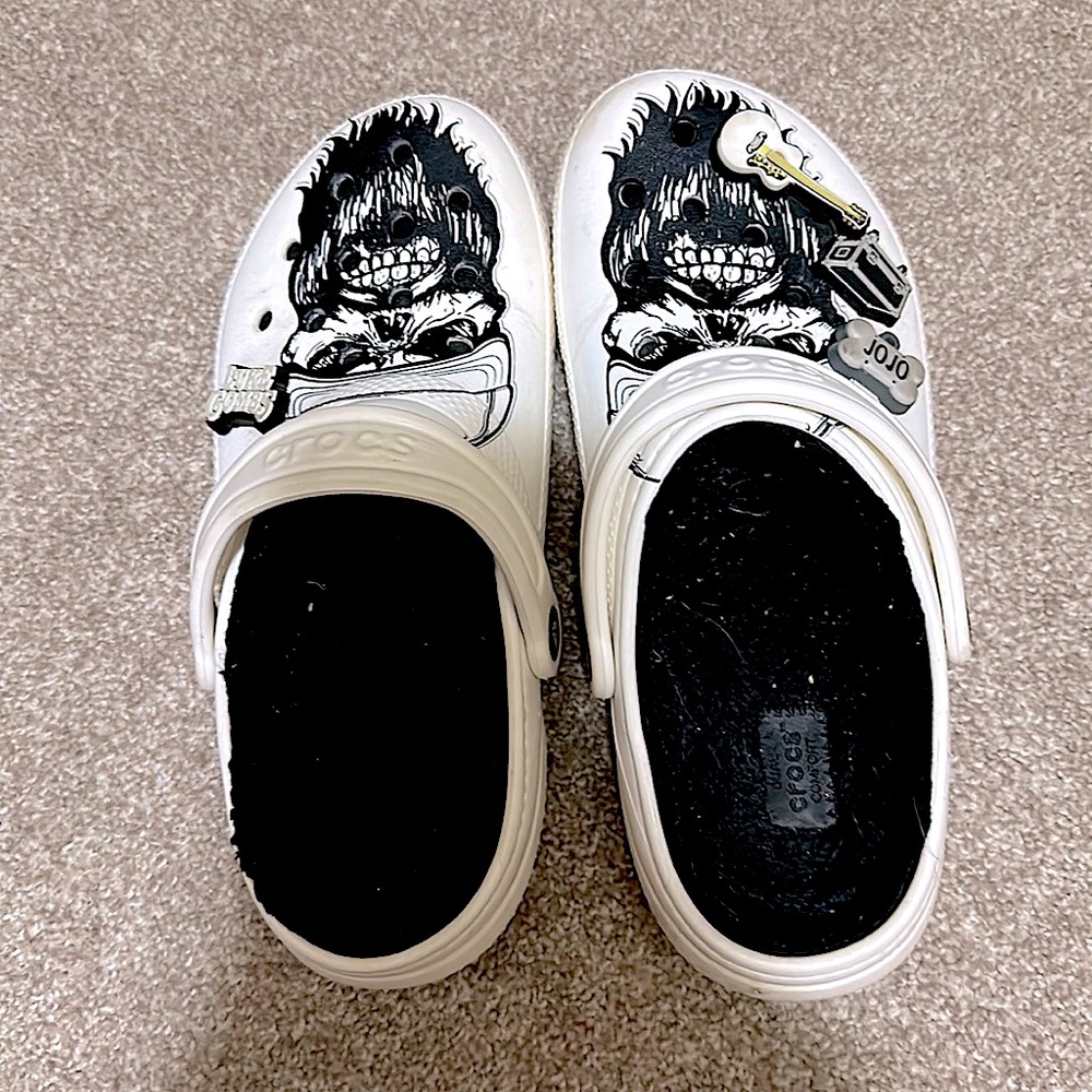 Luke Combs crocs